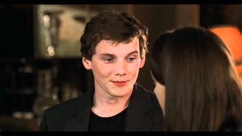 Anton Yelchin Remembered by Charlie Bartlett Co。